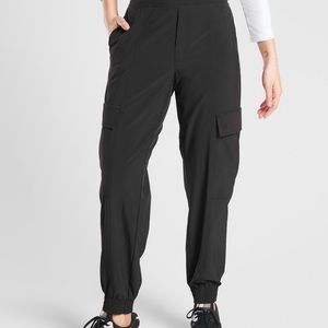 Athleta Chelsea Utility Jogger, size 8
